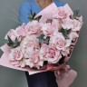 Розовый жемчуг Букет французских роз с доставкой в Пятигорске