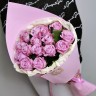 Конвертик счастья №1. 15 фиолетовых роз с доставкой в Пятигорске