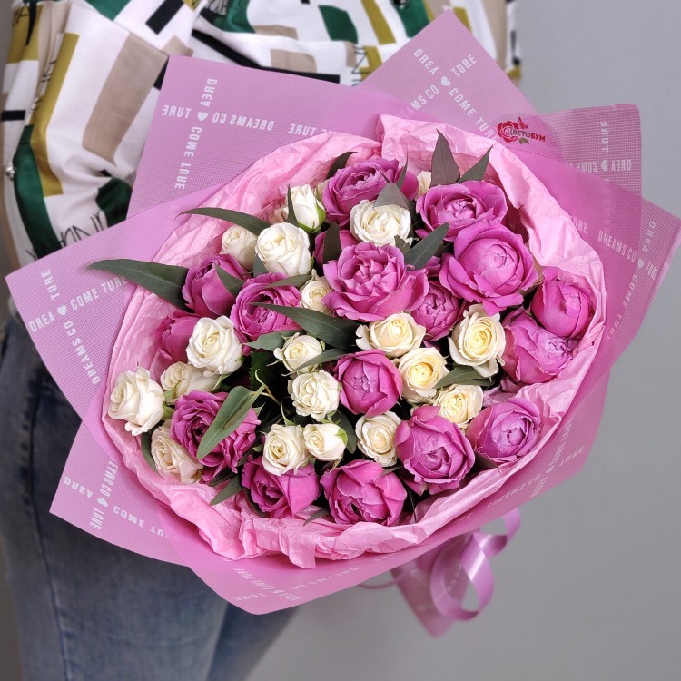 Букет кустовых роз Розовый шарм с доставкой в Пятигорске
