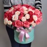 Кустовые розы в коробке Принимайте поздравления с доставкой в Пятигорске