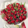Букет красных тюльпанов Горячие сердца с доставкой в Пятигорске