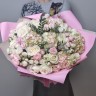 Букет из роз и гортензиий Нежное облако с доставкой в Пятигорске