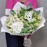 Цветочная жемчужина Букет белых цветов с доставкой в Пятигорске