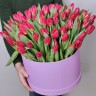 Красно солнышко Тюльпаны в коробке с доставкой в Пятигорске